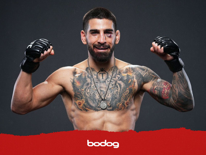 Ilia Topuria: Ascenso, Logros y Futuro Prometedor en la UFC